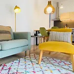 Casa Mouzi - *